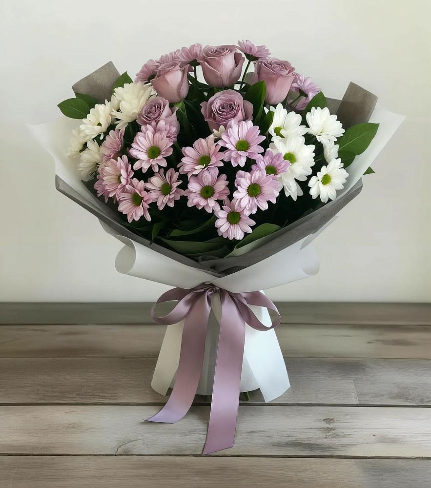 Букет цветов из: Хризантемы и Розы в Сергиевской