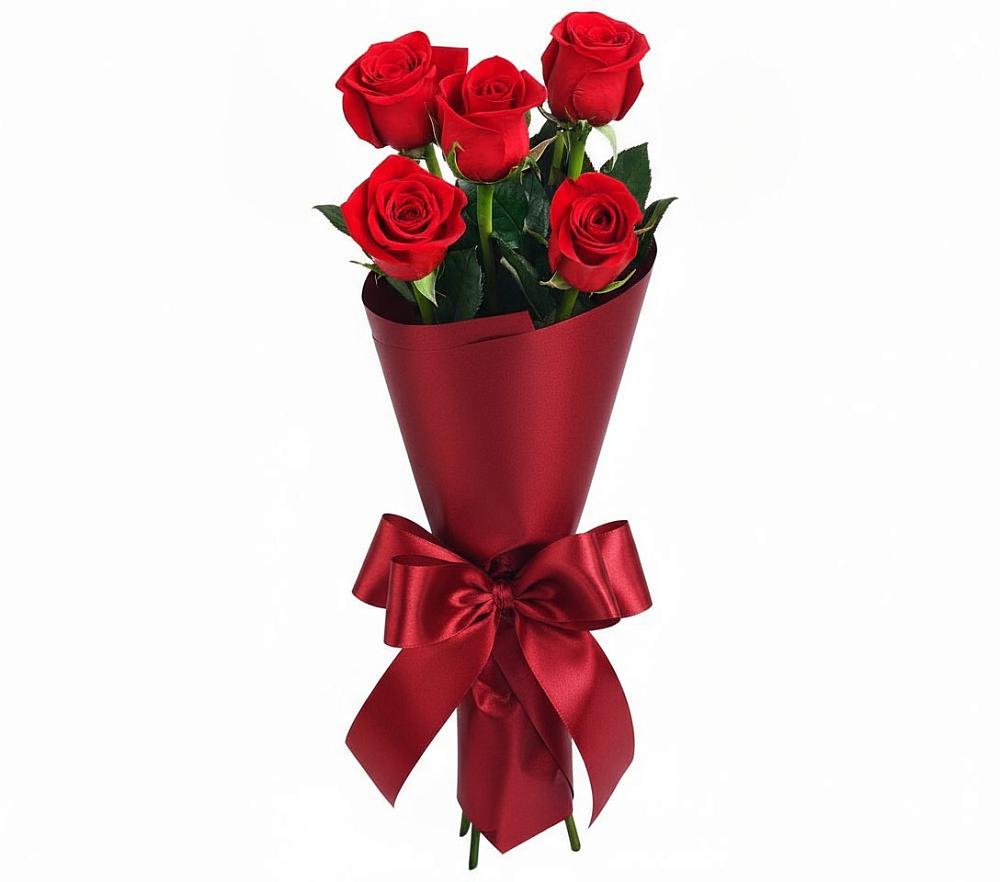 Букет 5 Красных роз Эдлесс Лав в Сергиевской