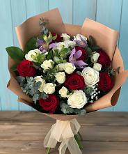 Букет цветов из:  Розы и Альстромерии #REPLACE_PRED# Сергиевской