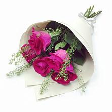 Букет цветов из:  Розы в Сергиевской