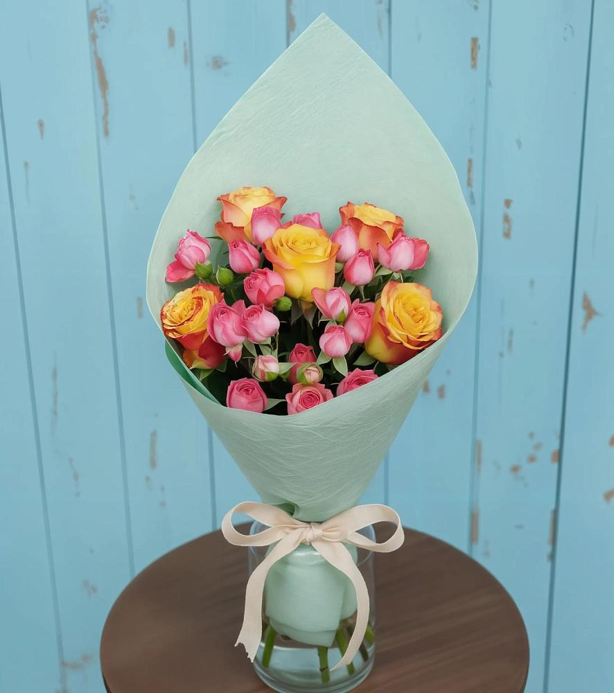 Букет цветов из: Розы в Сергиевской