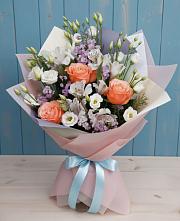 Букет цветов из:  Лизиантусы, Розы, Альстромерии и Гипсофила #REPLACE_PRED# Сергиевской