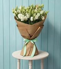 Букет цветов из:  Лизиантусы в Сергиевской