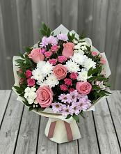 Букет цветов из:  Альстромерии, Гвоздики, Розы и Хризантемы #REPLACE_PRED# Сергиевской