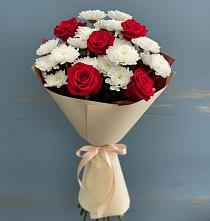 Букет цветов из:  Розы и Хризантемы #REPLACE_PRED# Сергиевской