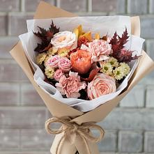 Букет цветов из:  Гвоздики, Хризантемы и Розы в Сергиевской
