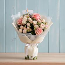 Букет цветов из:  Розы в Сергиевской