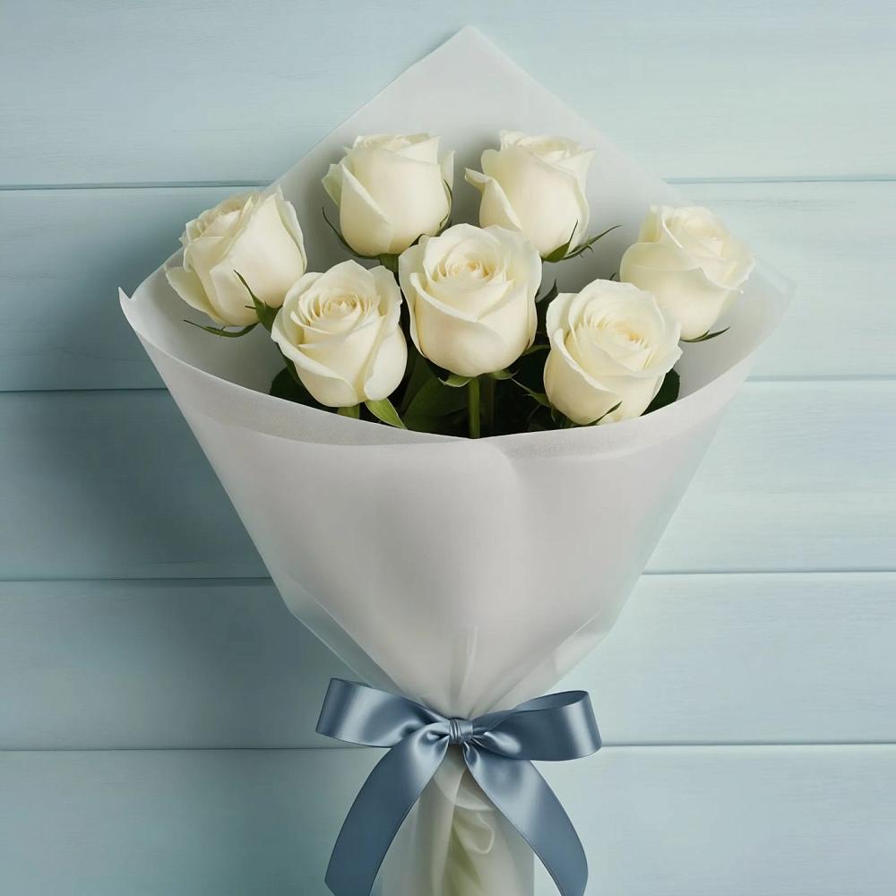 Букет 7 Белых роз Эдлесс Лав в Сергиевской