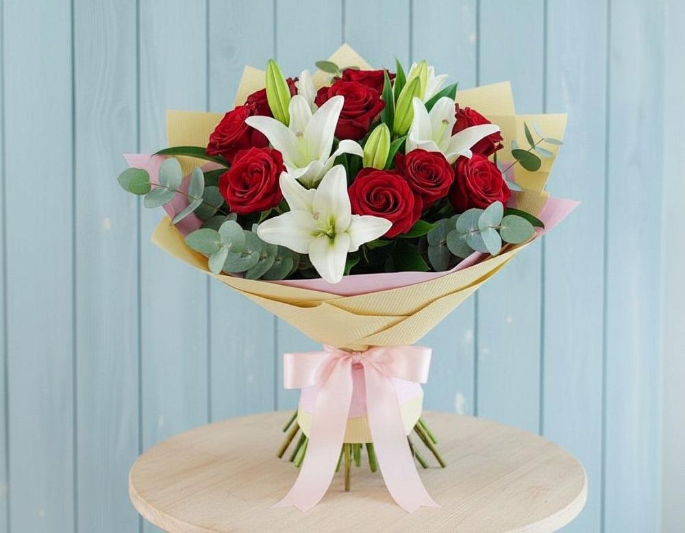 Букет цветов из: Лилии и Розы в Сергиевской